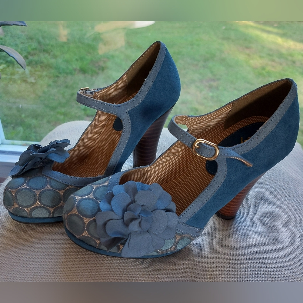 Ruby Shoo Hannah 50s Mary Jane Heels  Size 4